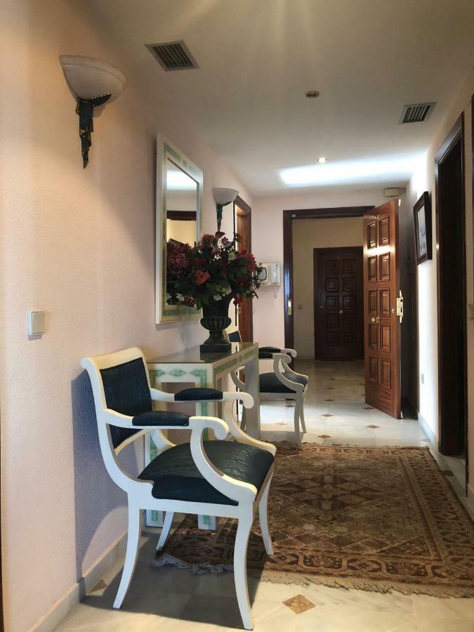 Ferienwohnung Riyadh House Marbella Exterior foto